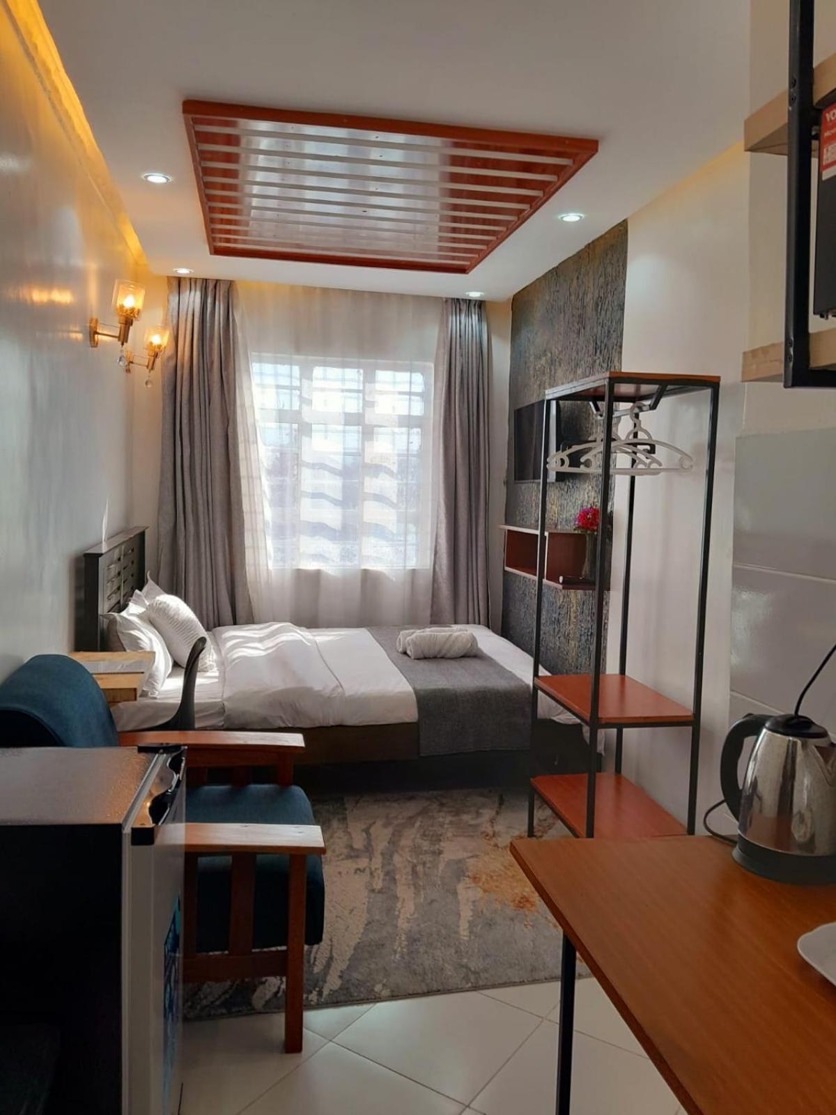 Sandalwood Suites Nakuru - Studios & One Bedroom Suites Ngoại thất bức ảnh