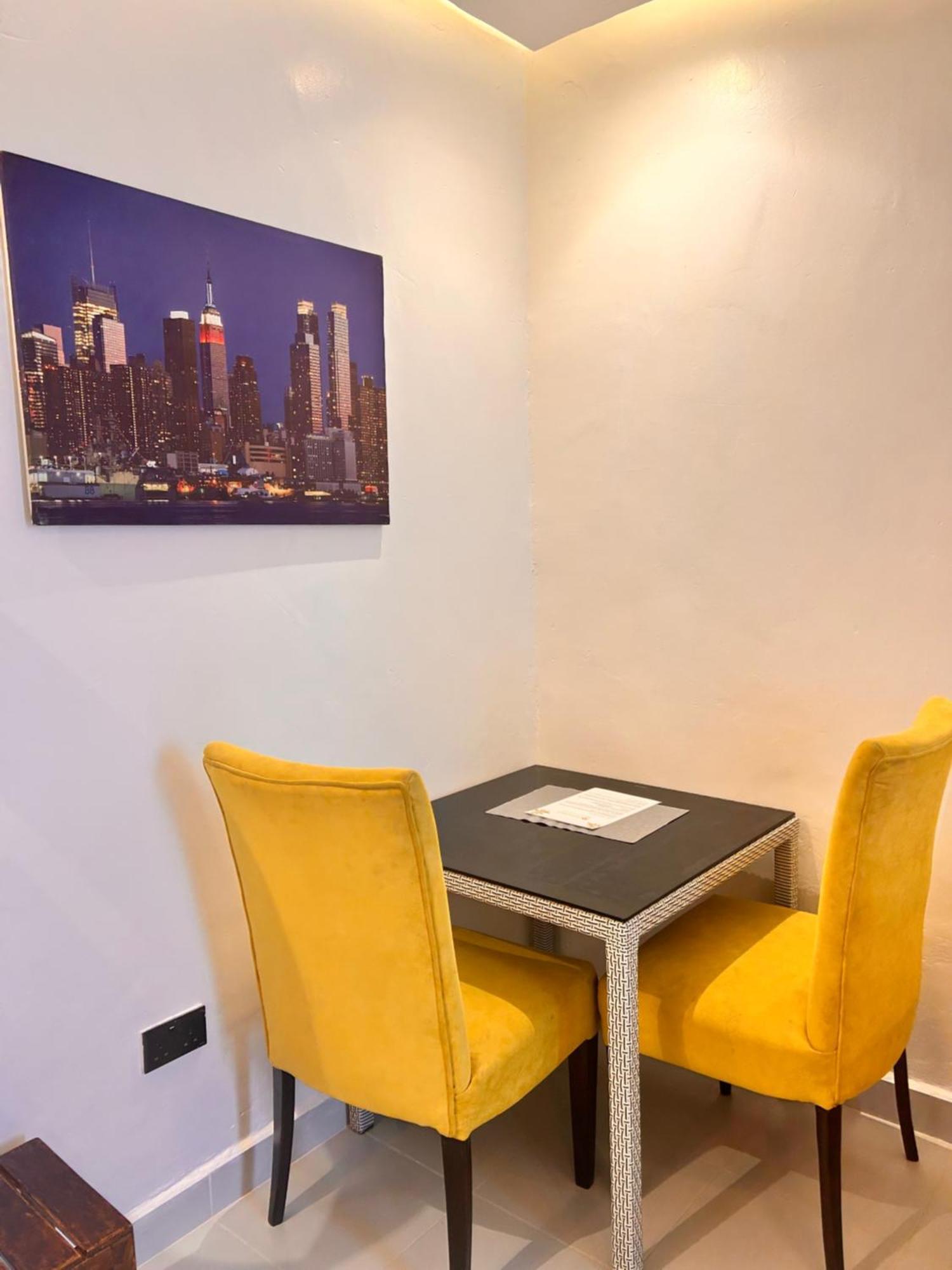 Sandalwood Suites Nakuru - Studios & One Bedroom Suites Ngoại thất bức ảnh